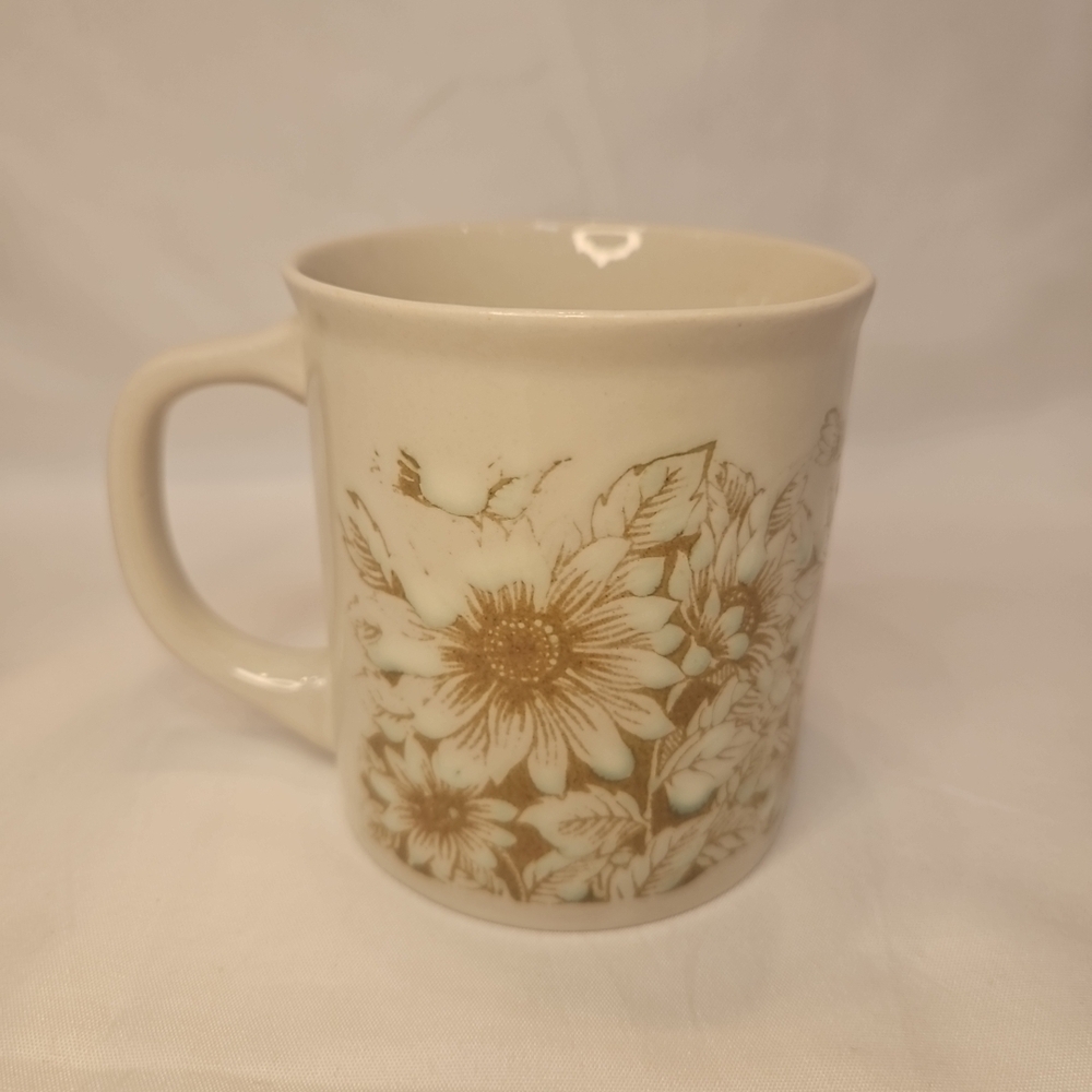 Vintage Cream & Brown Floral Mug w/Blue Highlights